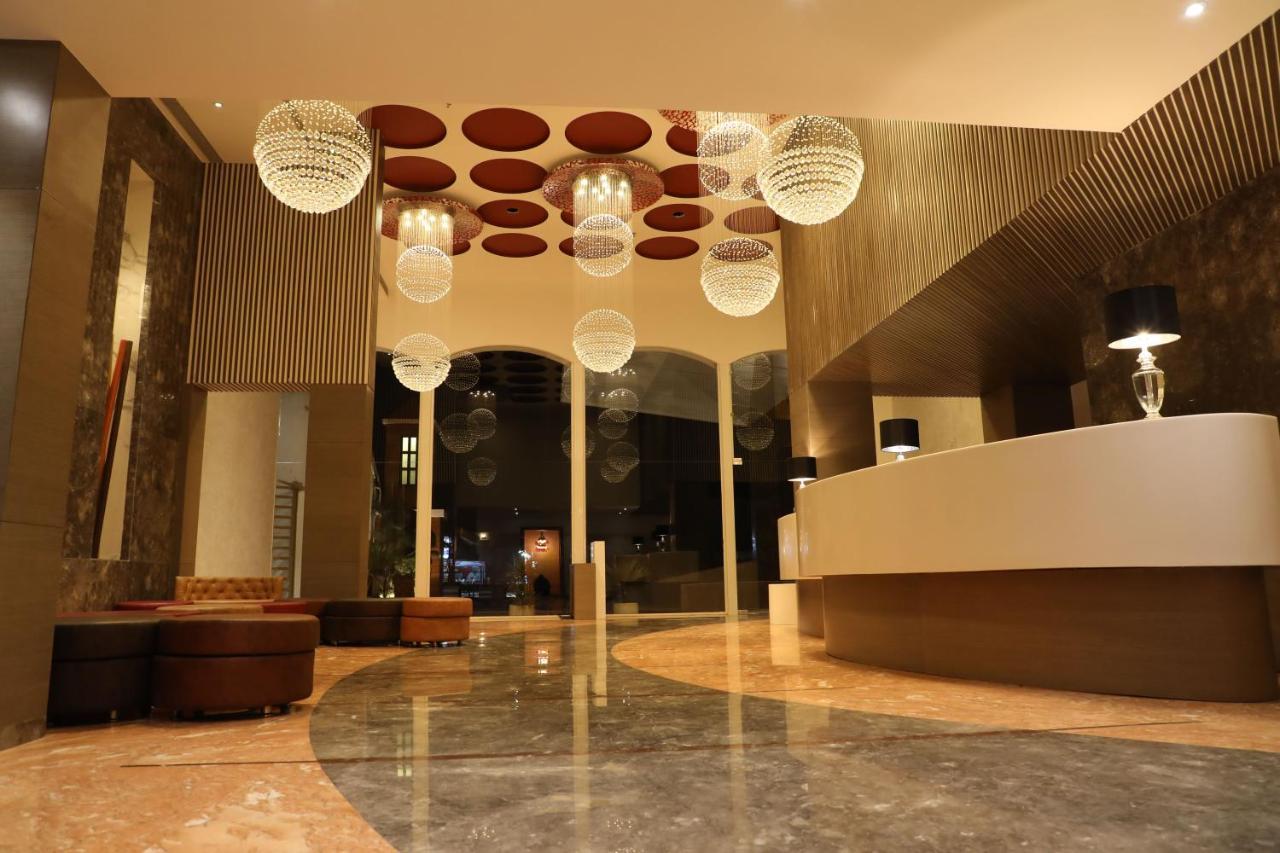 The Imperial Grand Hotell Ujjain Eksteriør bilde
