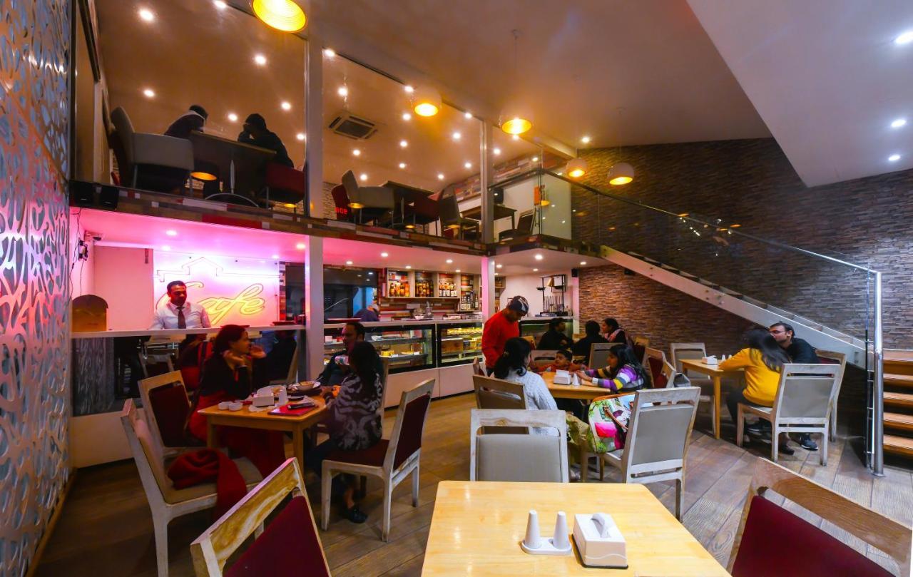 The Imperial Grand Hotell Ujjain Eksteriør bilde