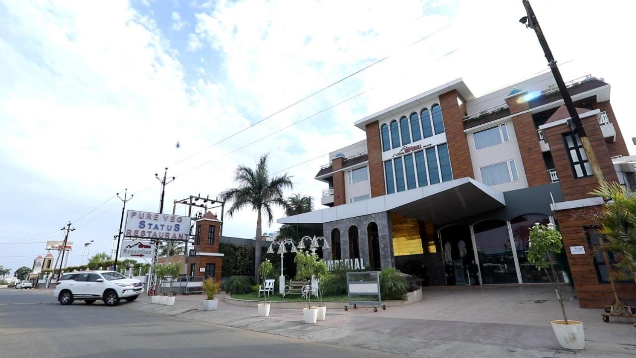 The Imperial Grand Hotell Ujjain Eksteriør bilde