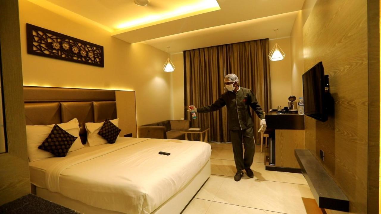The Imperial Grand Hotell Ujjain Eksteriør bilde